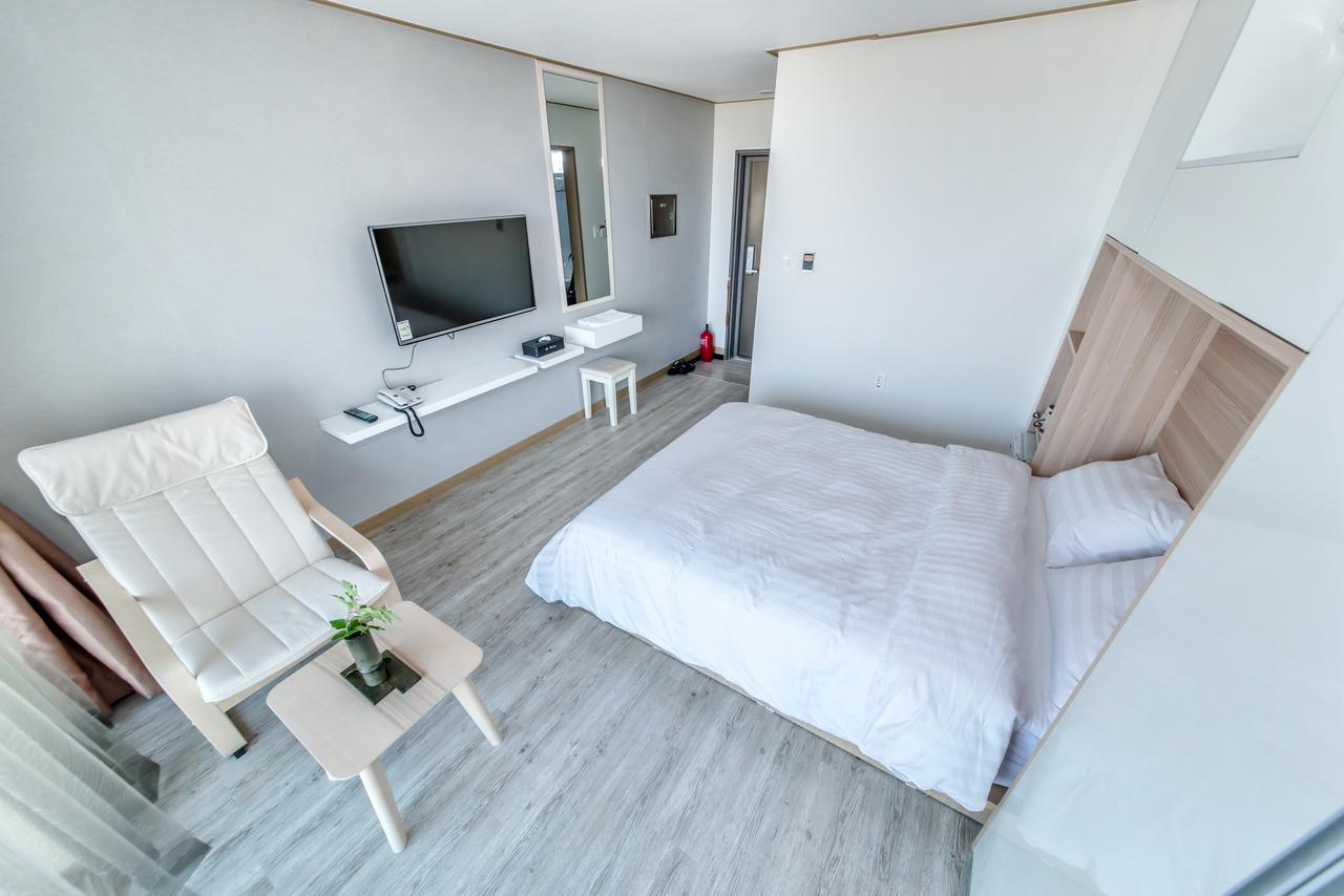 Go To Bed Resort Seogwipo Zewnętrze zdjęcie
