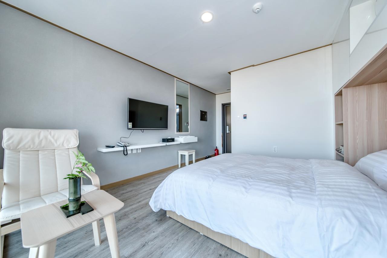 Go To Bed Resort Seogwipo Zewnętrze zdjęcie